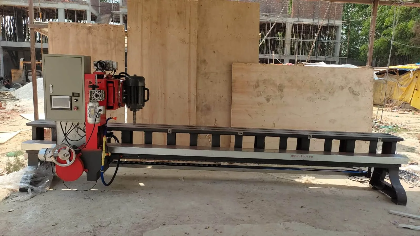 Fully Automatic Multi-Axis Stone Edge Profiling Workstation - Image 5